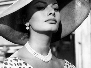 Sophia Loren 640 tiff.ro