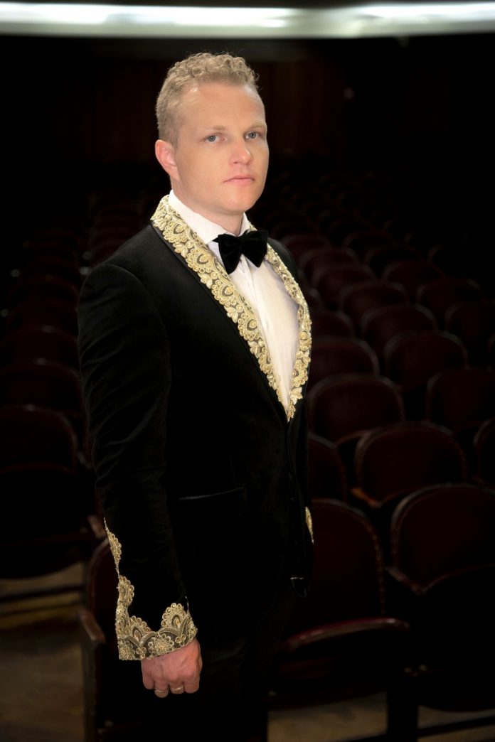 Stefan_von_Korch_Portrait_800x1200